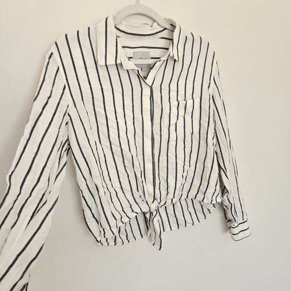 Rails White and Black Striped Button-Down Shirt tie front Normcore Size Large - Picture 2 of 7